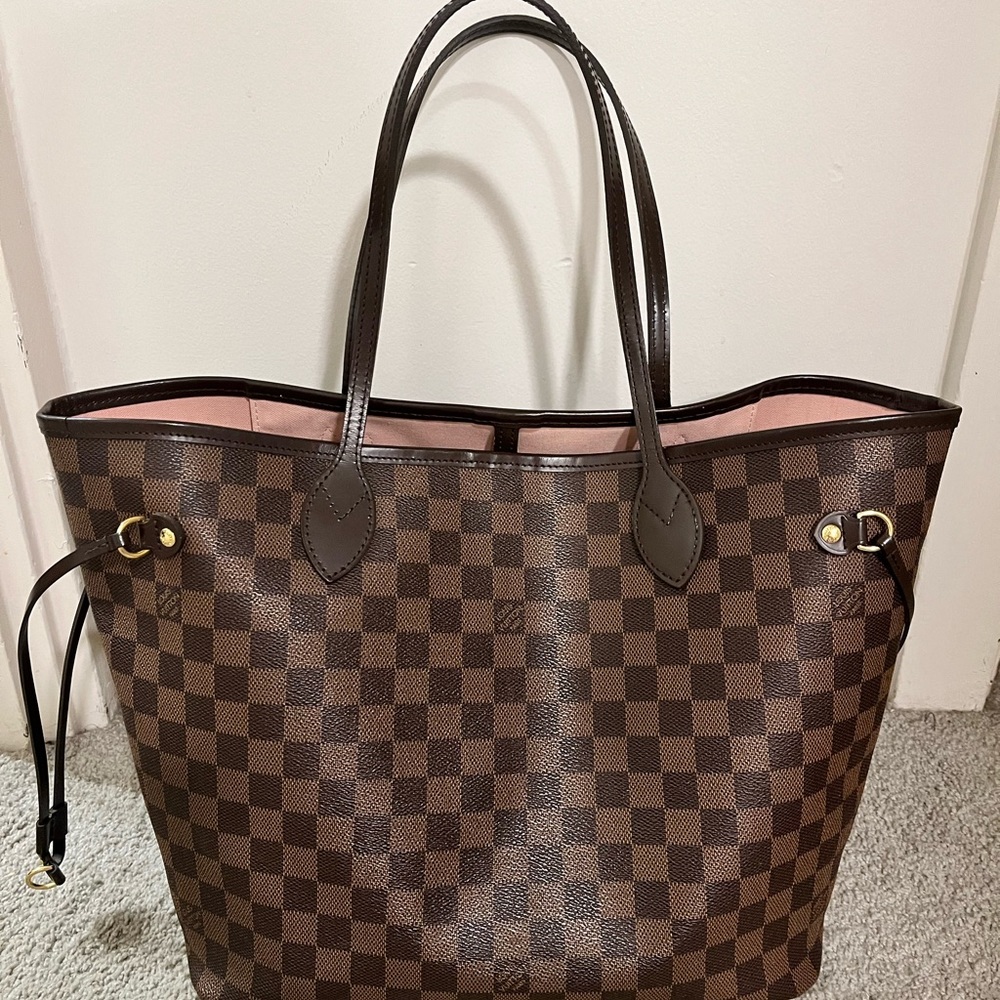 Louis Vuitton Neverfull MM